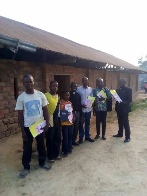 Photo prise lors de la formation des disciples au village